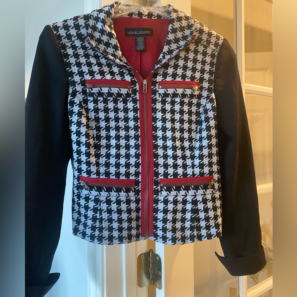 Leslie Stuart Houndstooth Light Jacket Size 6